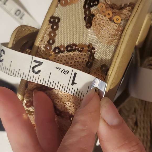 NWT! Joan Bouce mini crossbody floral sequin purse - Picture 9 of 10